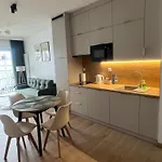 Apartman Neonowy By 77 Częstochowa