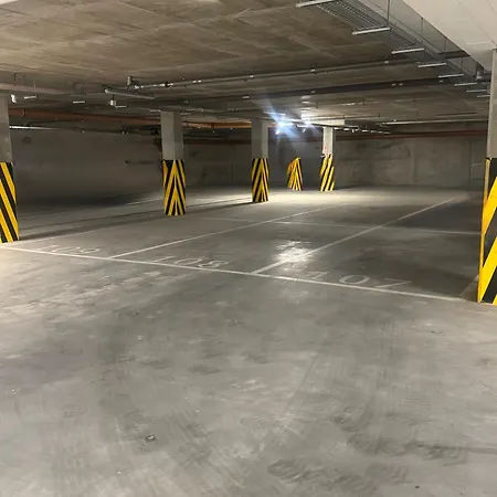 Apartmán Neonowy By 77 *