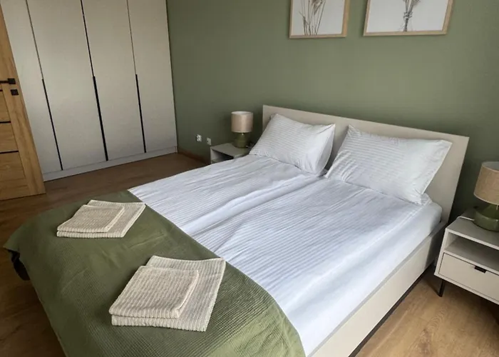 Neonowy By 77 Apartmán